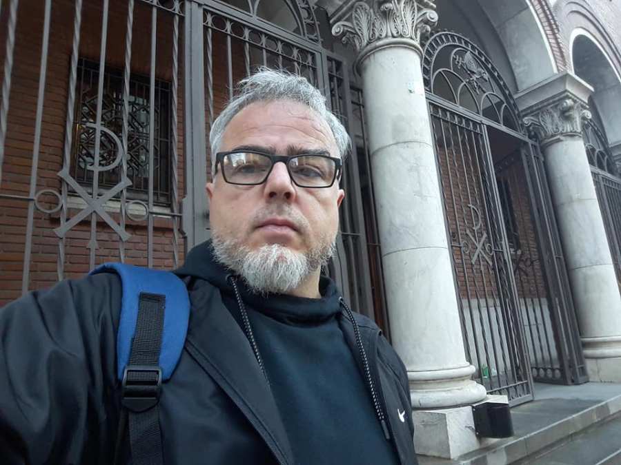 Apostate. Renuncie o desafilie a la Iglesia católica