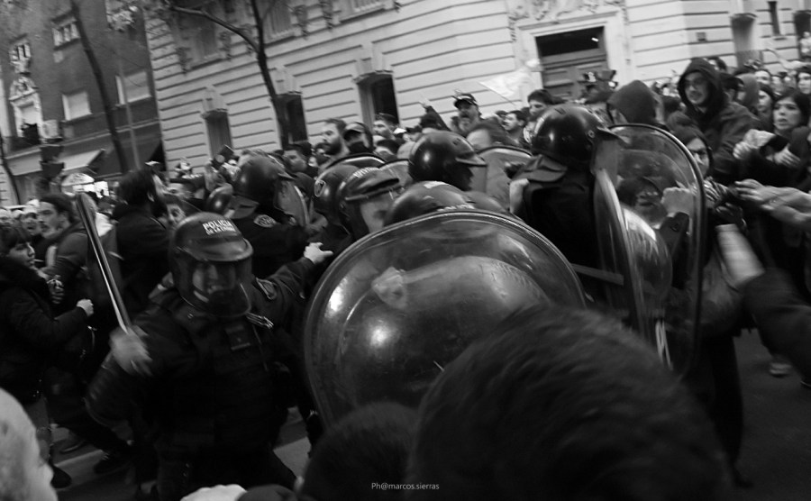 Aceleramiento de los tiempos políticos