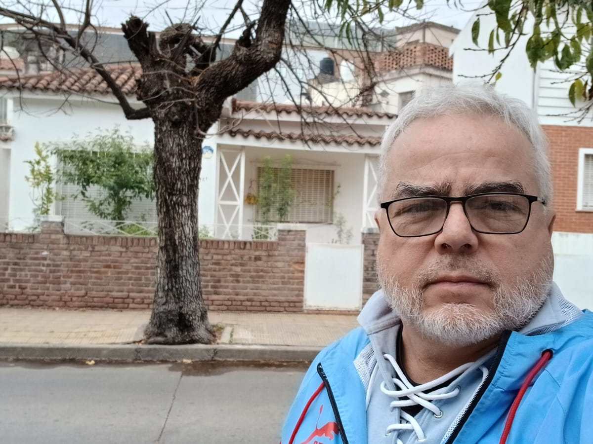 El abrazo de la tarde eterna